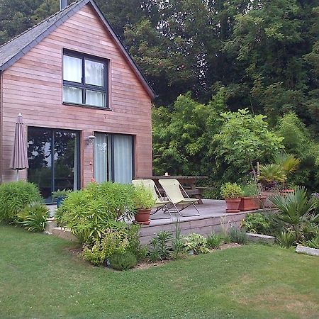 Вилла Un Jardin En Pente Douce Locquenole Номер фото
